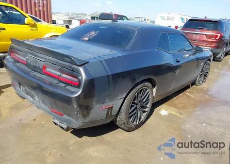 2016 Dodge Challenger 392 Hemi Scat Pack Shaker z USA, uszkodzony, nr VIN 2C3CDZFJ3GH289908